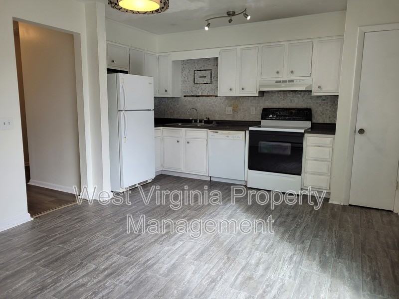 14 Cherrywood Ter - Photo 3 of 17