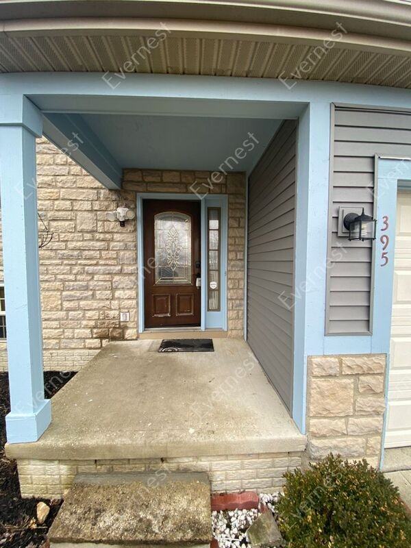 395 Cottage Grove Cir - Photo 3 of 42