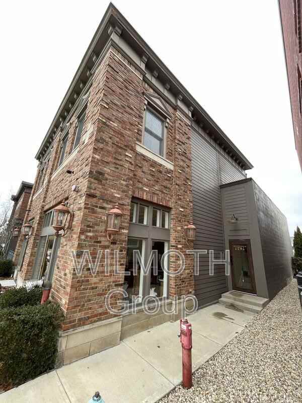 7629 W Stonegate Dr #B - Photo 3 of 13