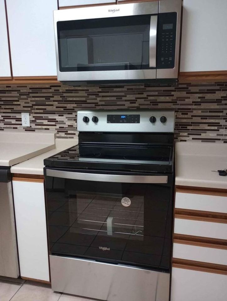 Westside Apartments - Photo 2 of 10