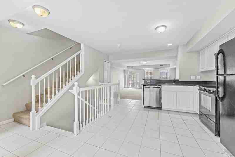 14164 Lakeside Blvd N - Photo 2 of 13