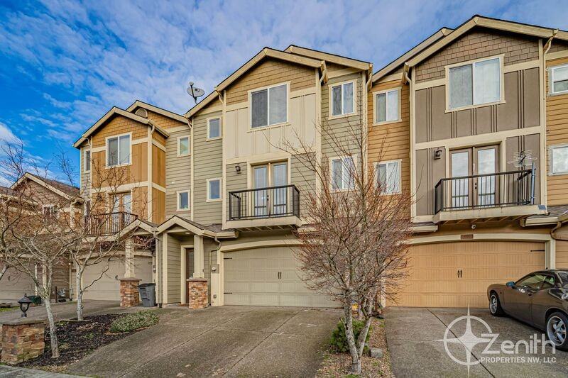 10218 Ne 4th St - Photo 2 of 37