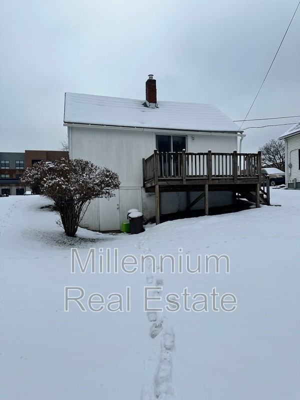 101 Tebeau Ct - Photo 2 of 15