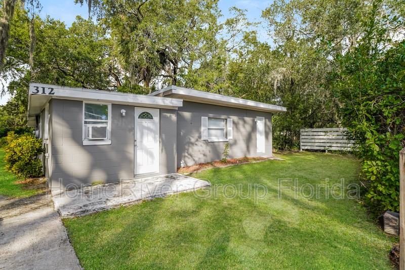 312 N Randolph Ave - Photo 2 of 18