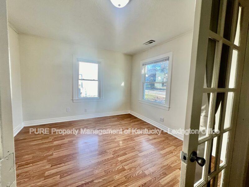 810 Shelby Ave - Photo 3 of 17