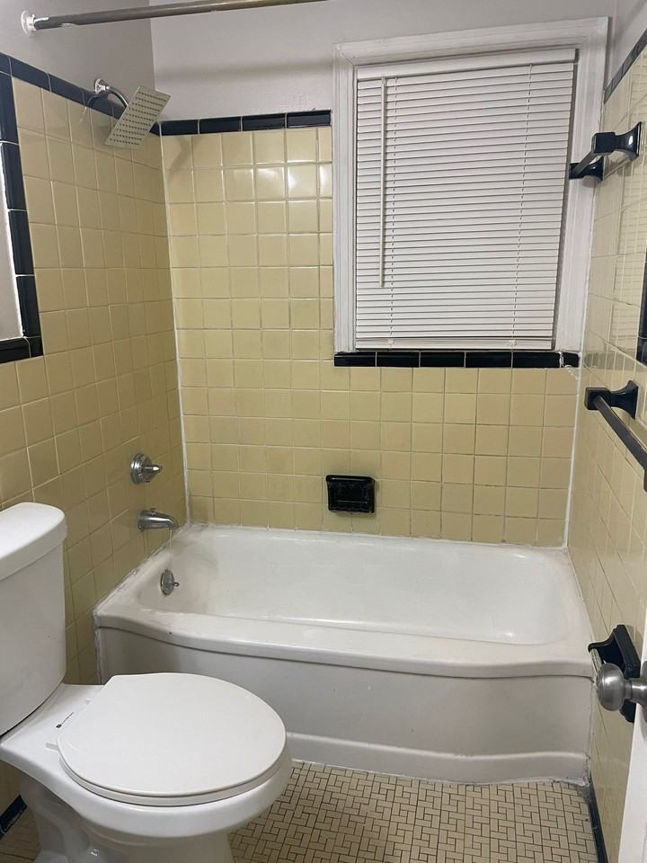 Detroit Living Apartments - Photo 3 of 9