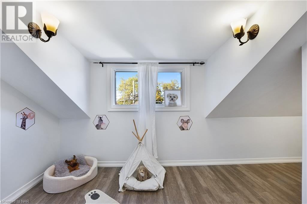 35 Lowell Avenue - Photo 2 of 7