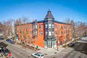 featured image of 2600 N Racine Ave