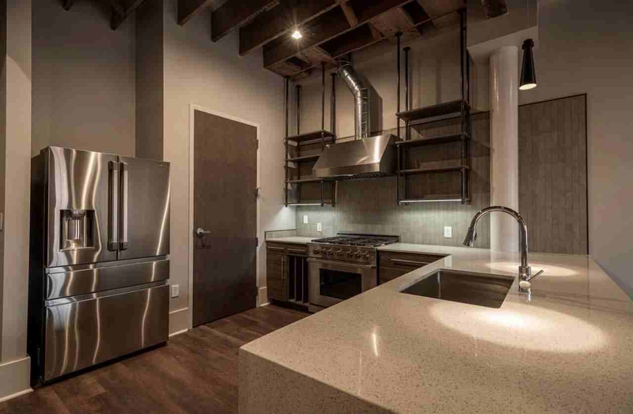 Uptown - Photo 3 of 8