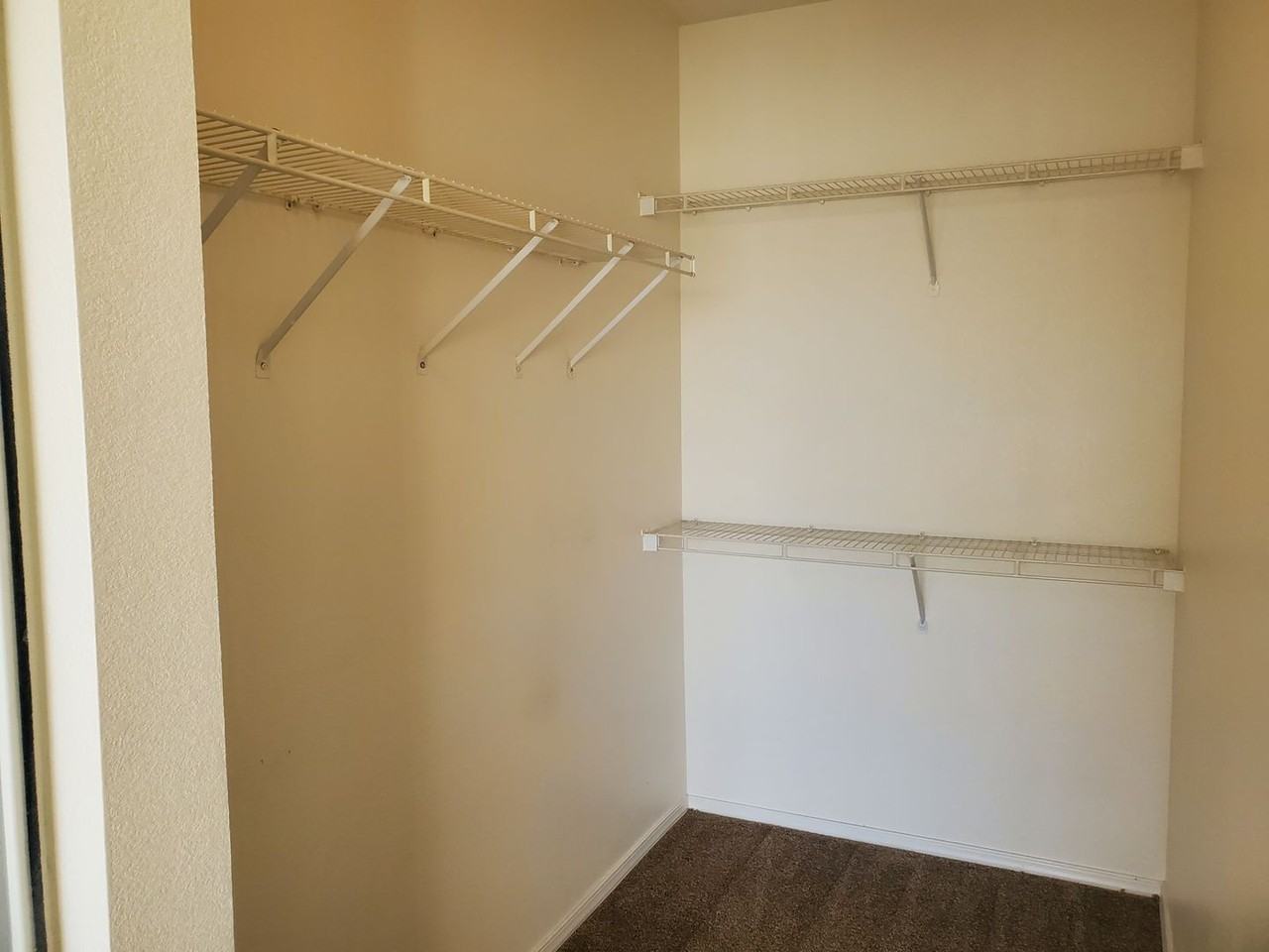 Taylor Ranch - Photo 5 of 26