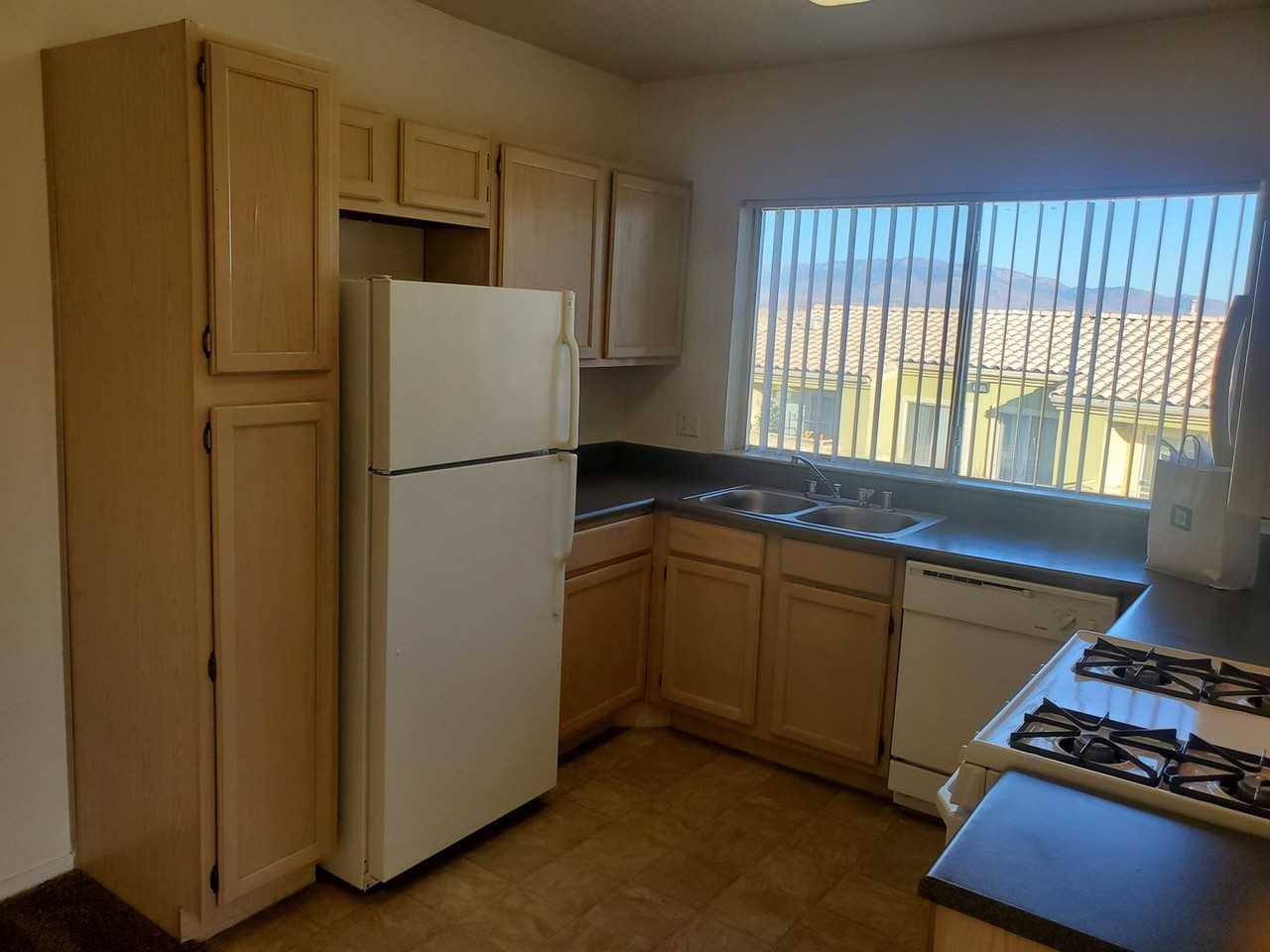 Taylor Ranch - Photo 3 of 26