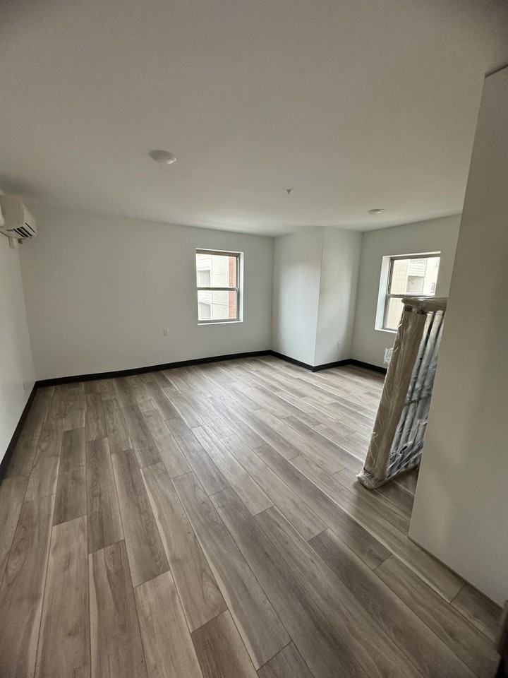 Illinois - Photo 3 of 14