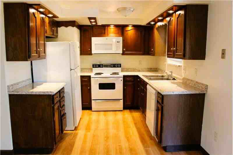 5 Maplewood Dr #12 - Photo 3 of 11