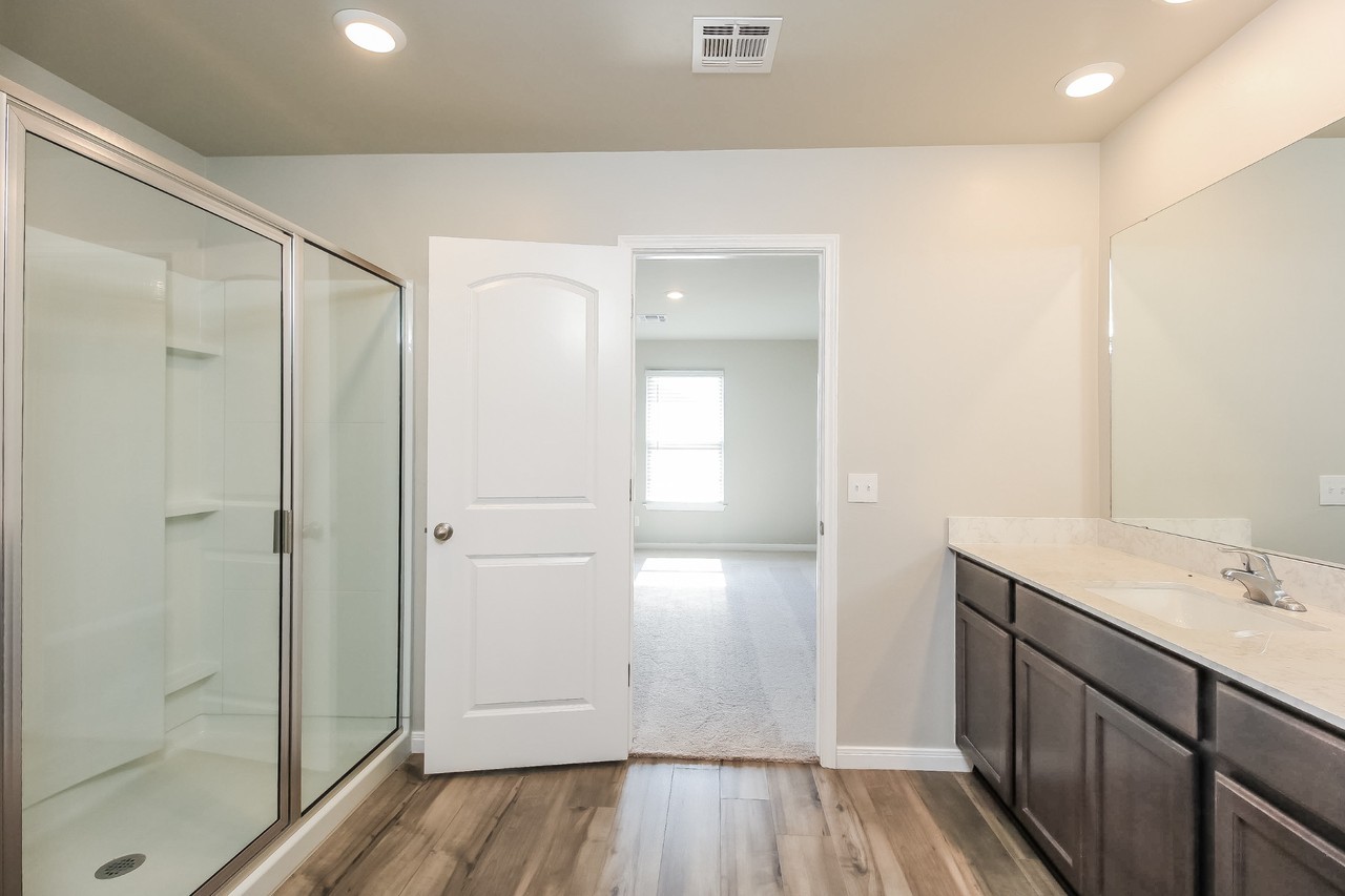 1716 Crimson Lake Blvd - Photo 7 of 20