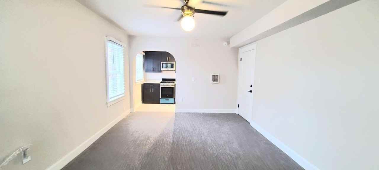 Bigelow Chapman Apartments - Photo 3 of 19