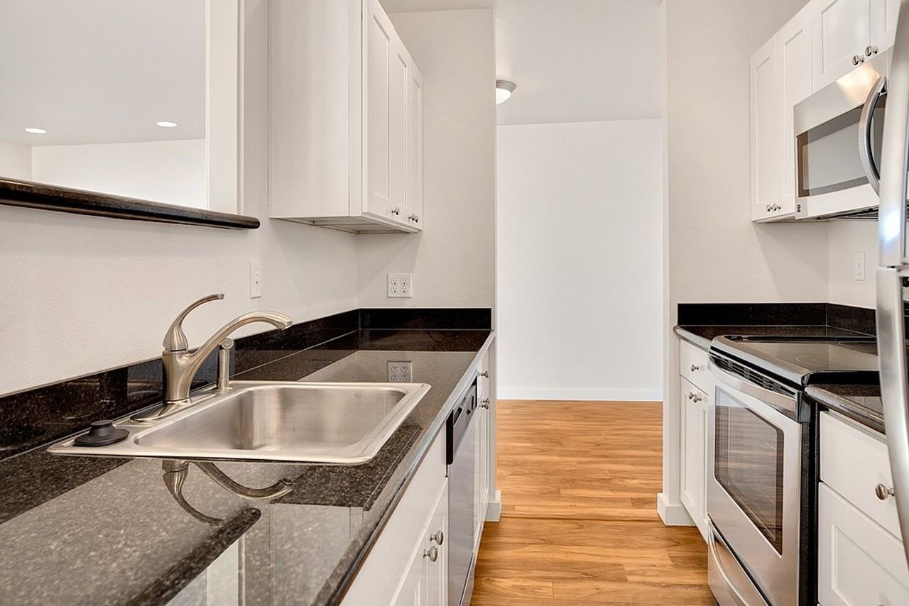 PV Park Villa - Photo 3 of 25