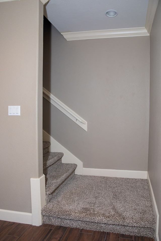 Duplex For Lease - Photo 7 of 20