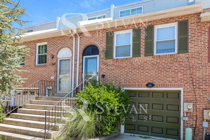 3705 Daner Ln - Photo 2 of 16