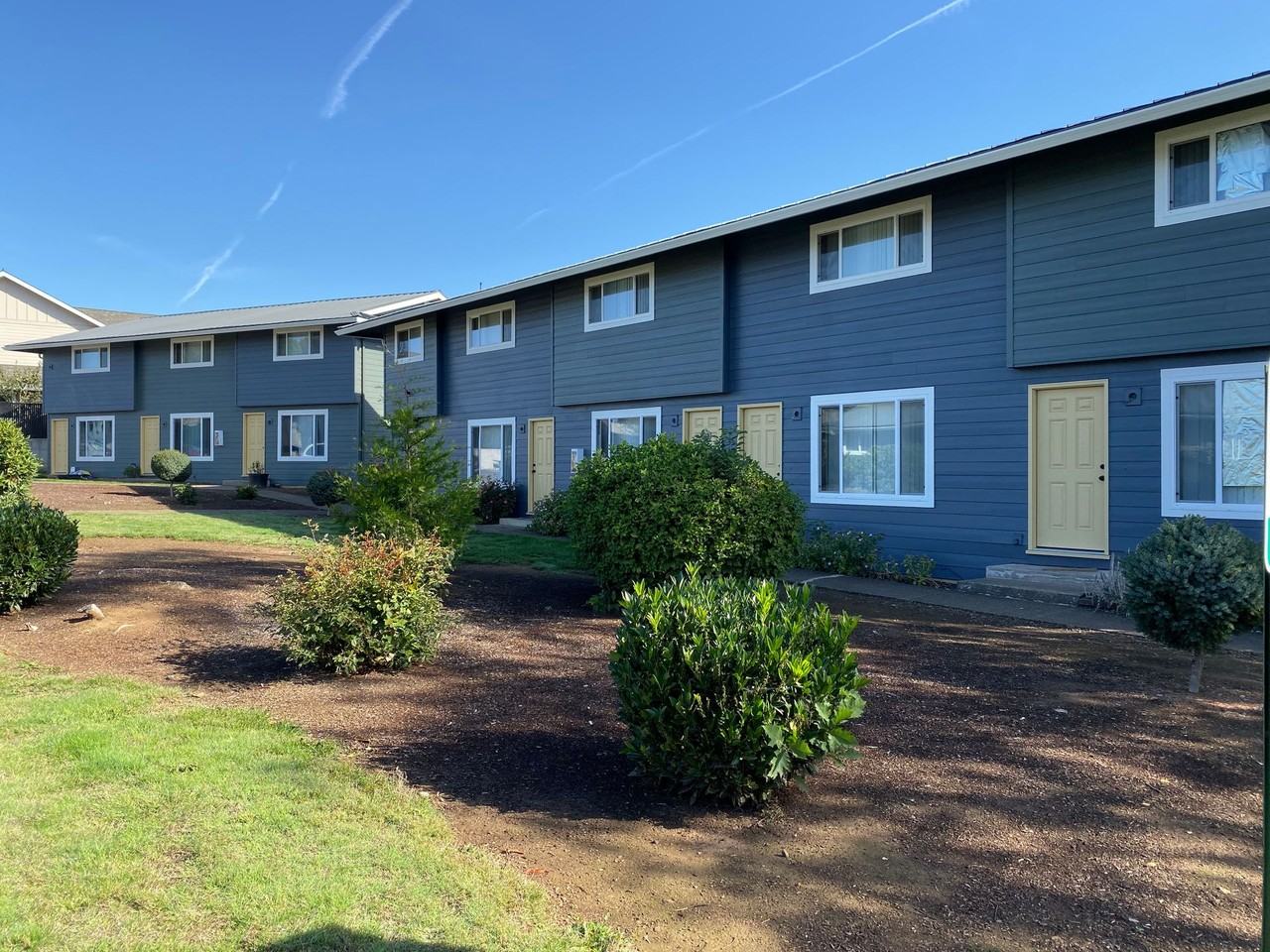 Uglow Manor Apartments - Photo 4 of 6