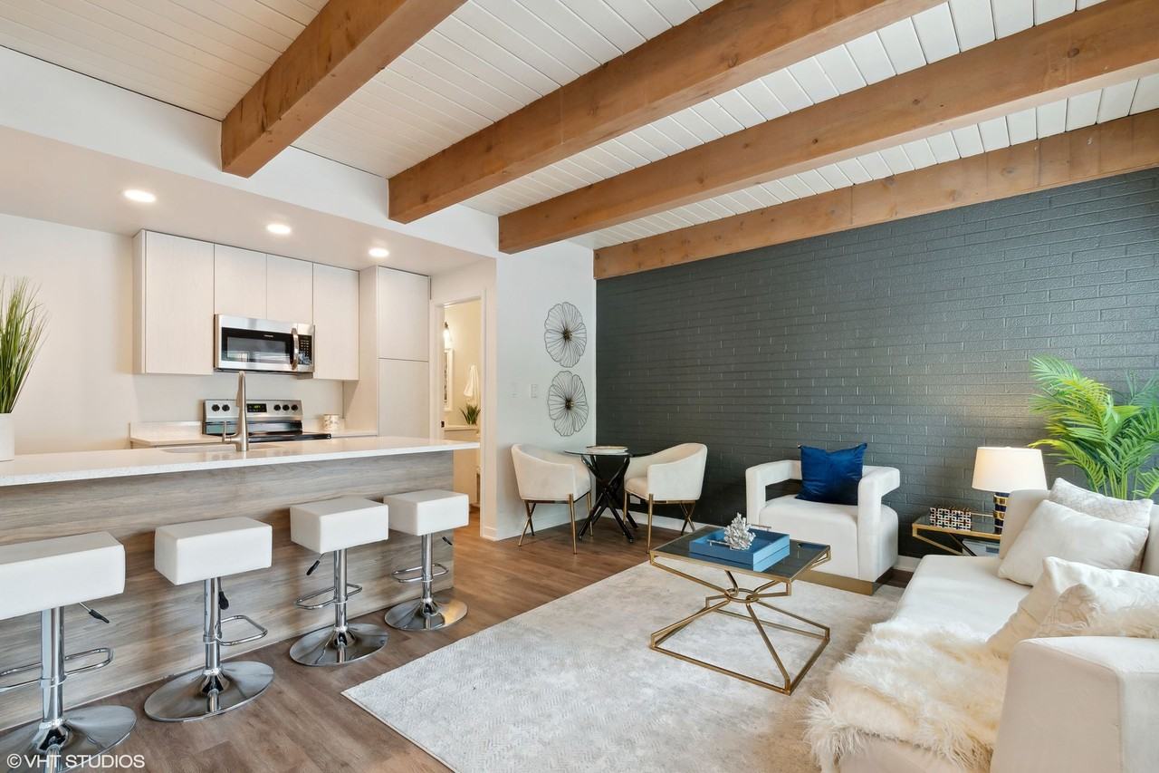 Park Townhomes of Highland Park - Photo 3 of 25