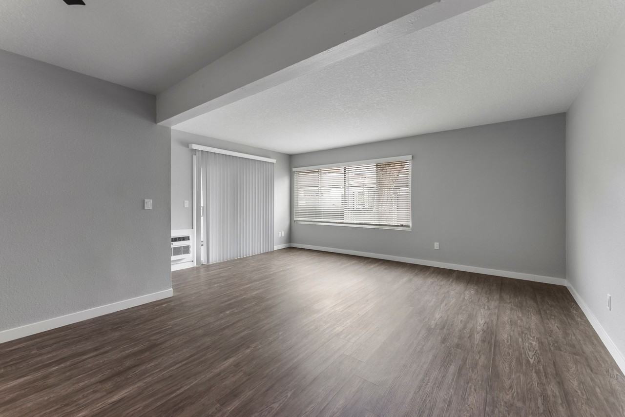 The Edward Apartments - Photo 5 of 34