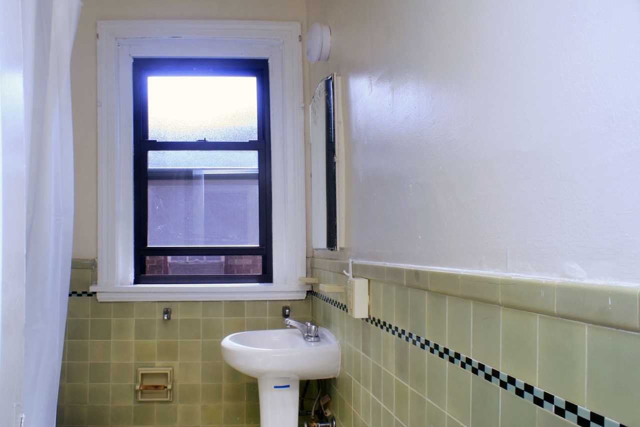 Ruth Gardens - Photo 7 of 7