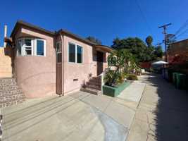 featured image of 2687 Reynard Way