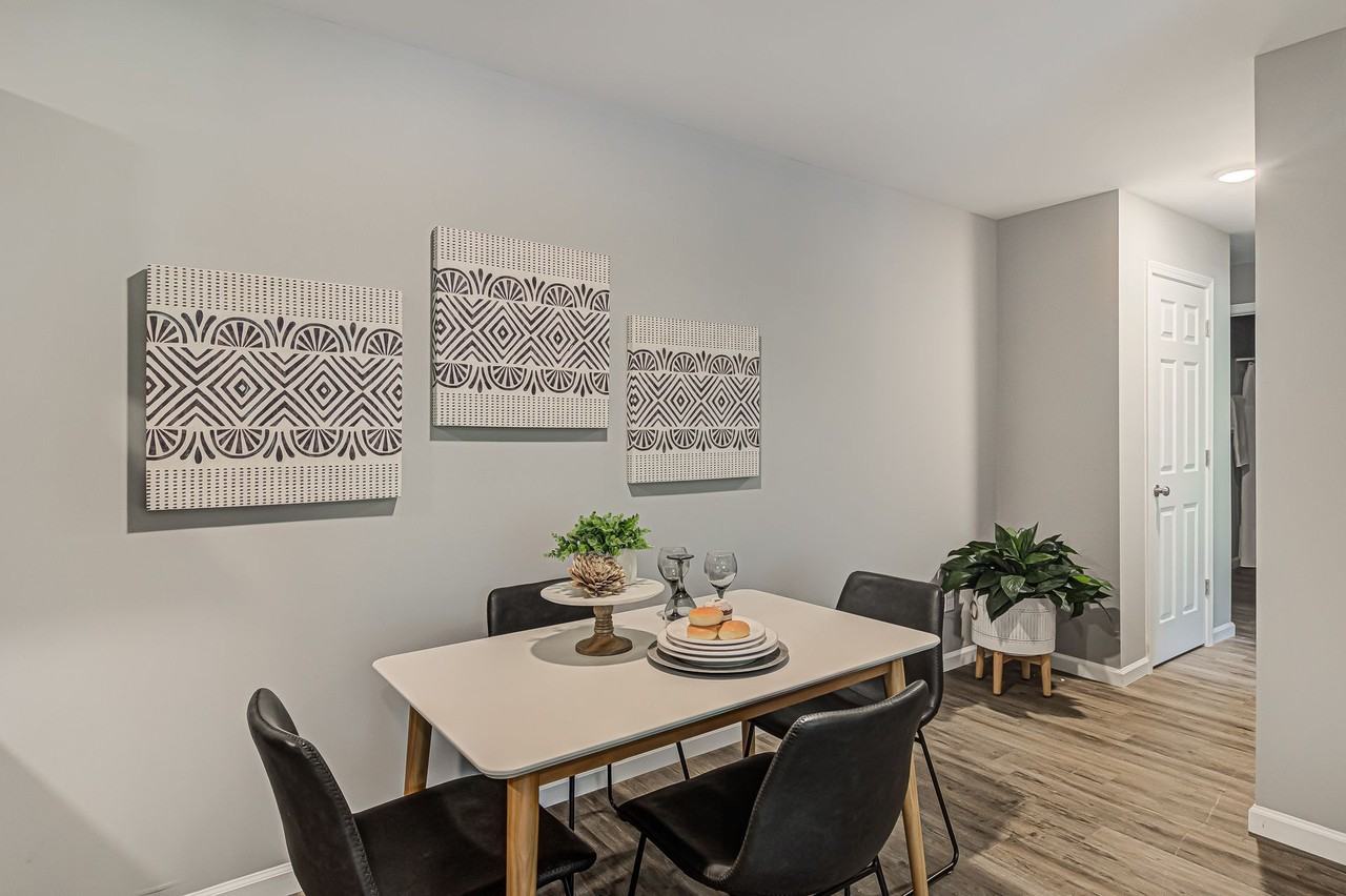 604-612 Anson St - Photo 7 of 17