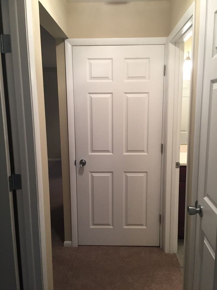 1223 Woodridge - Photo 6 of 10