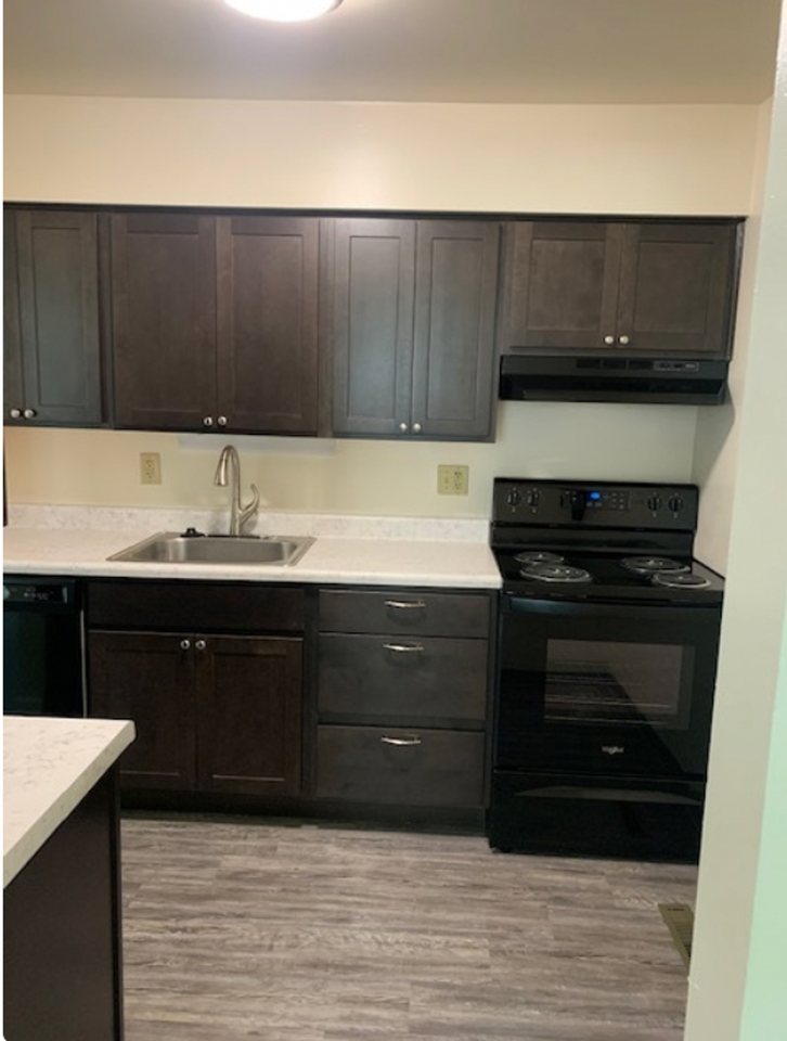 Hidden Valley Apartments - Photo 5 of 42