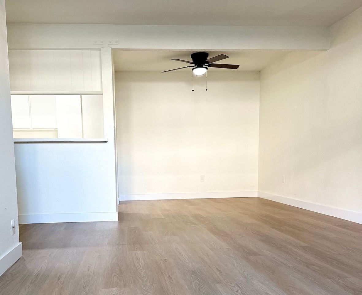 Bever Place - Photo 6 of 18