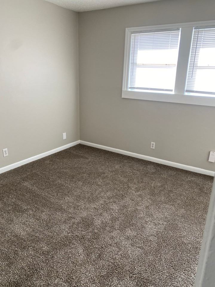 Newly Renovated Apartment Homes - Photo 2 of 11