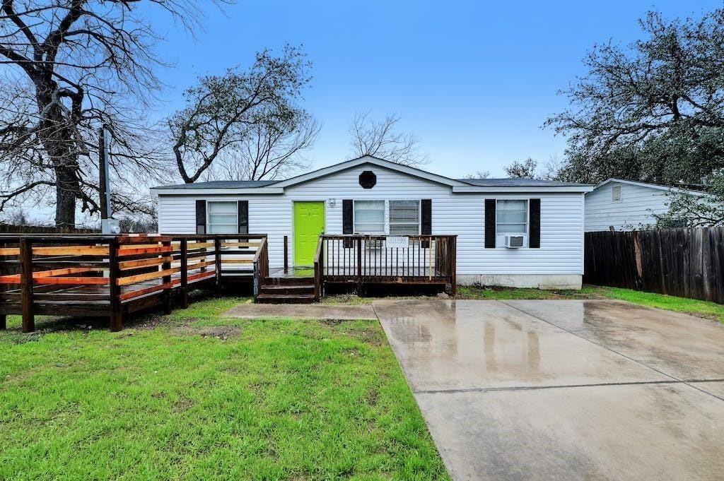 1190 Ridge Dr, Austin, TX 78721 3 Bedroom House for 2,295/month Zumper
