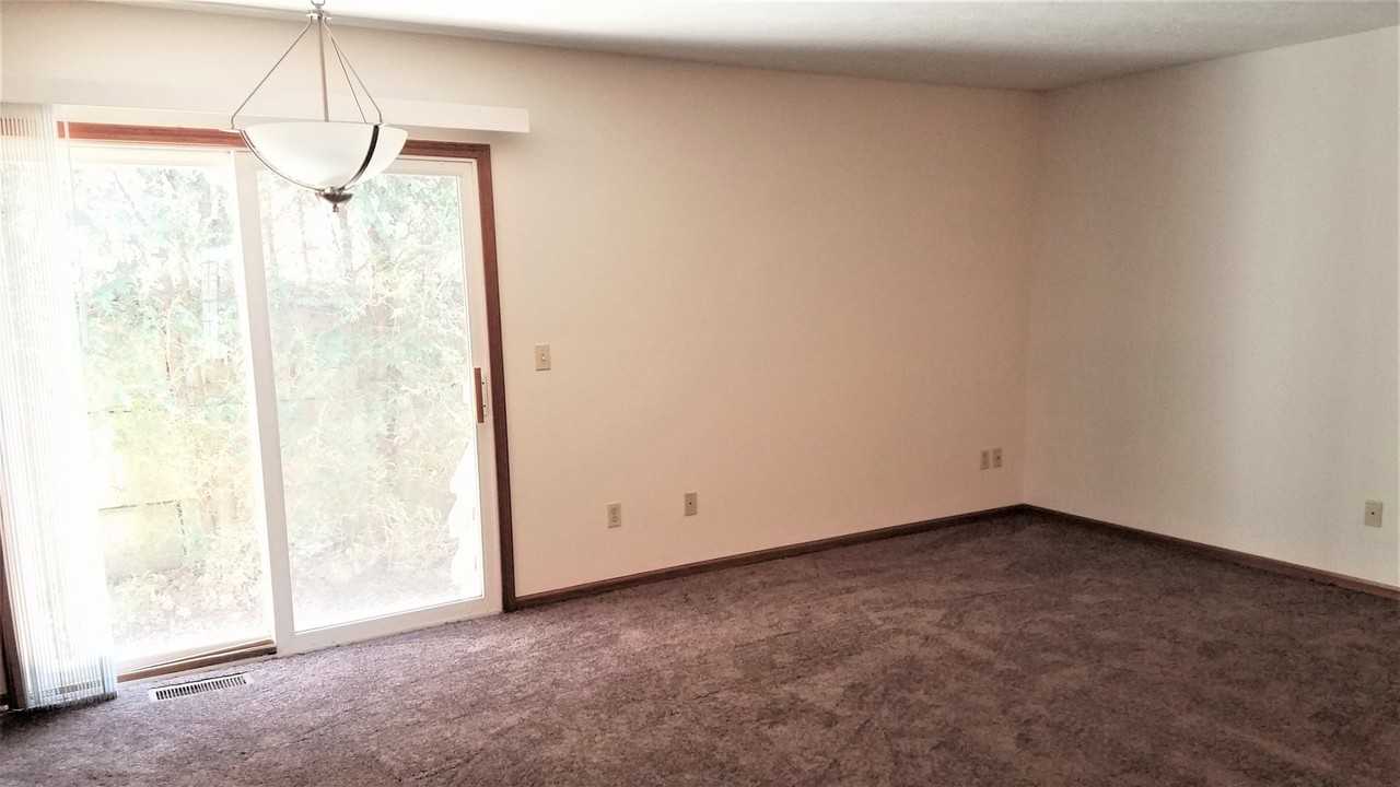 Long Drive Villas - Photo 4 of 13