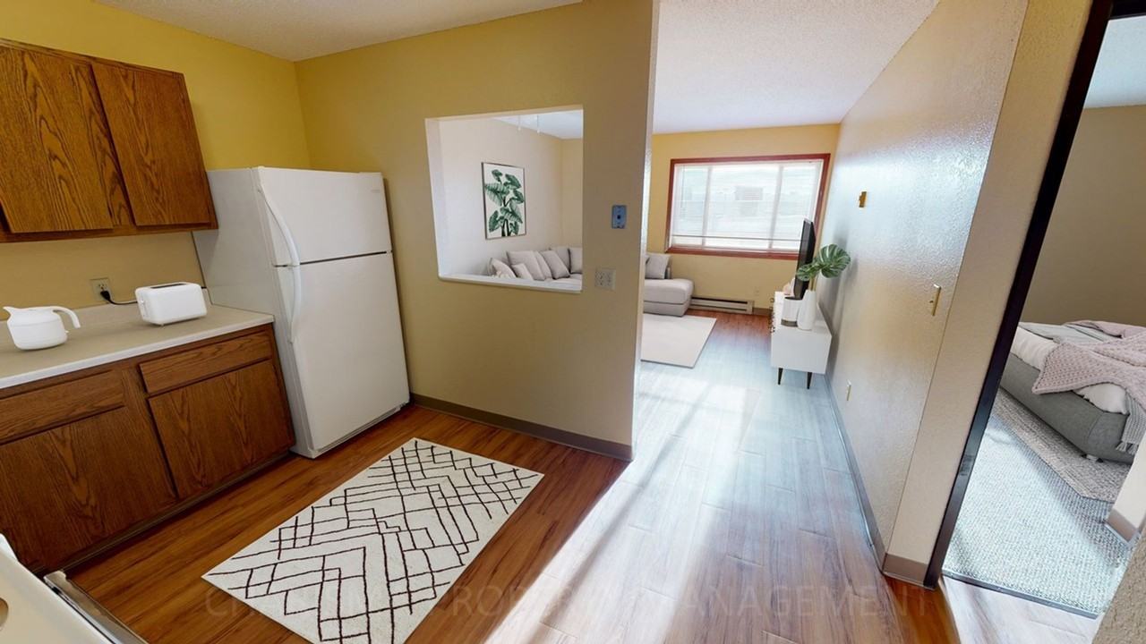 Lamro Apartments - Photo 5 of 14