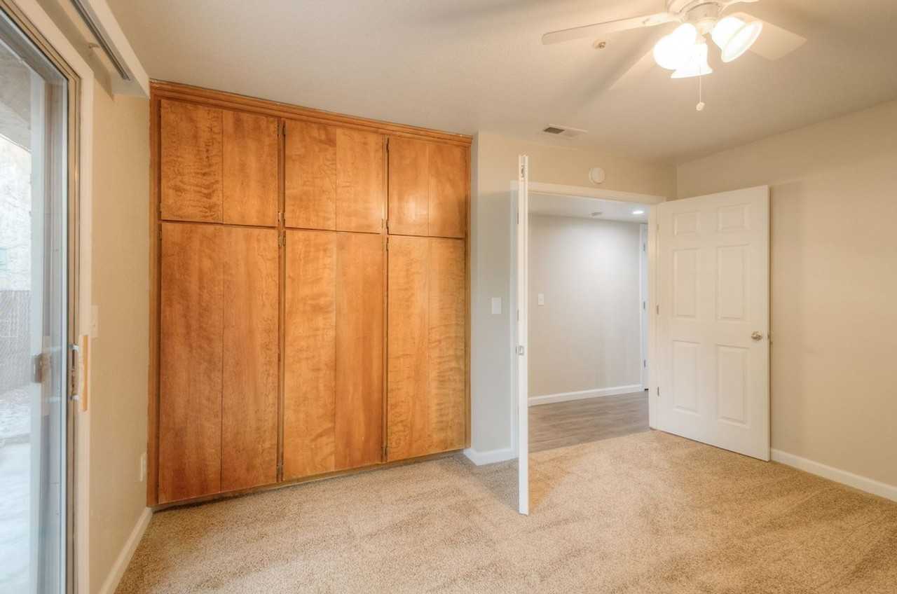648 W. 2nd Avenue - Photo 6 of 33