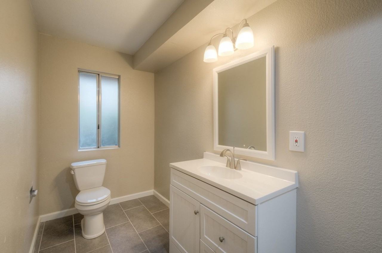 648 W. 2nd Avenue - Photo 7 of 33
