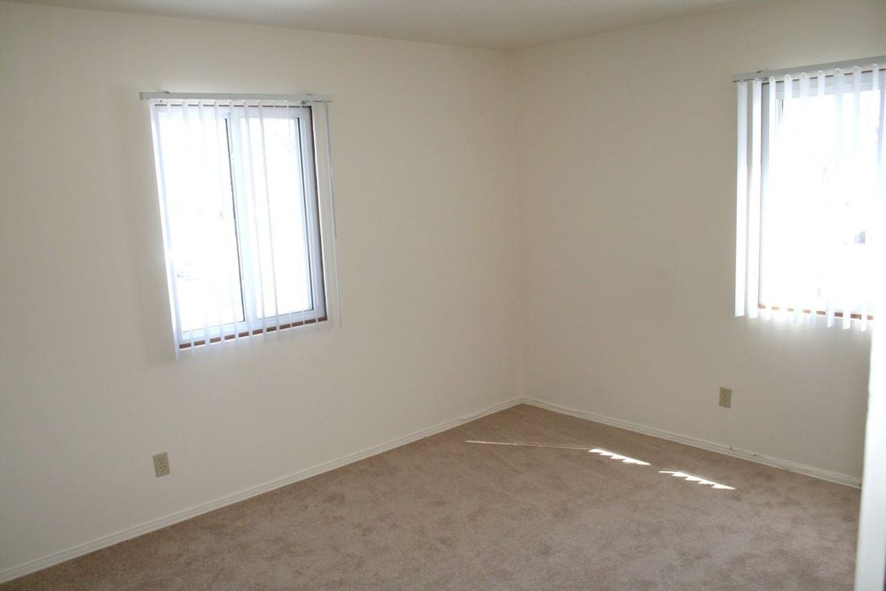 Varecka Family Partnship - Photo 5 of 8