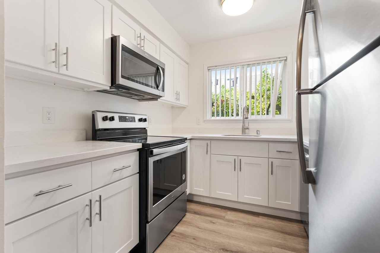 119 - 908-914 Rich Ave - Photo 2 of 23