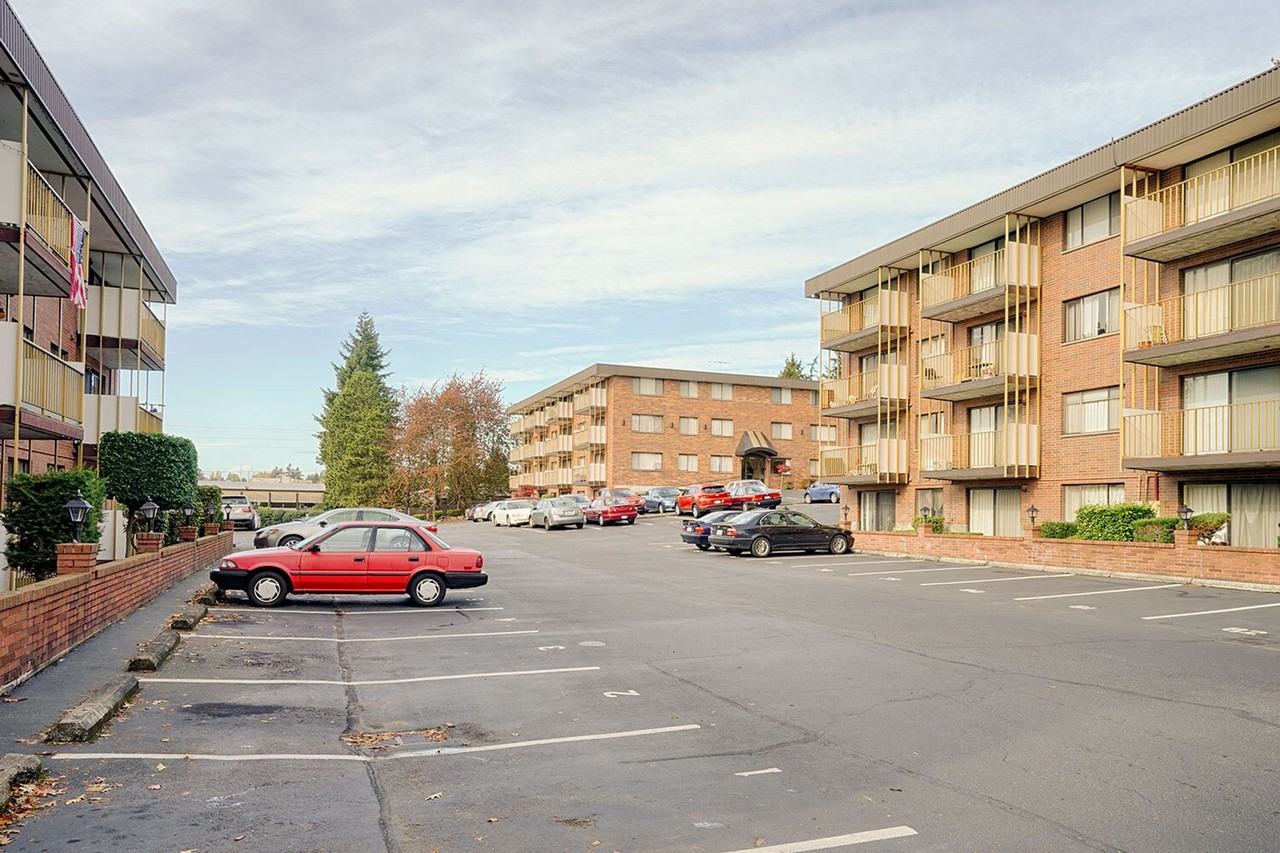 Northgate View Apartments - Photo 3 of 23