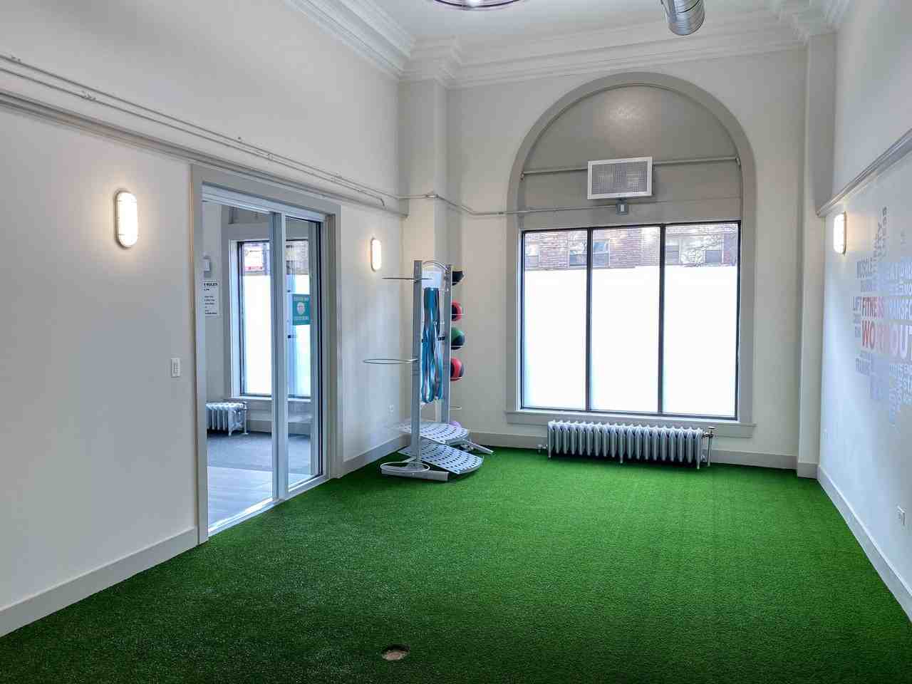 540 W. Briar - Photo 7 of 8