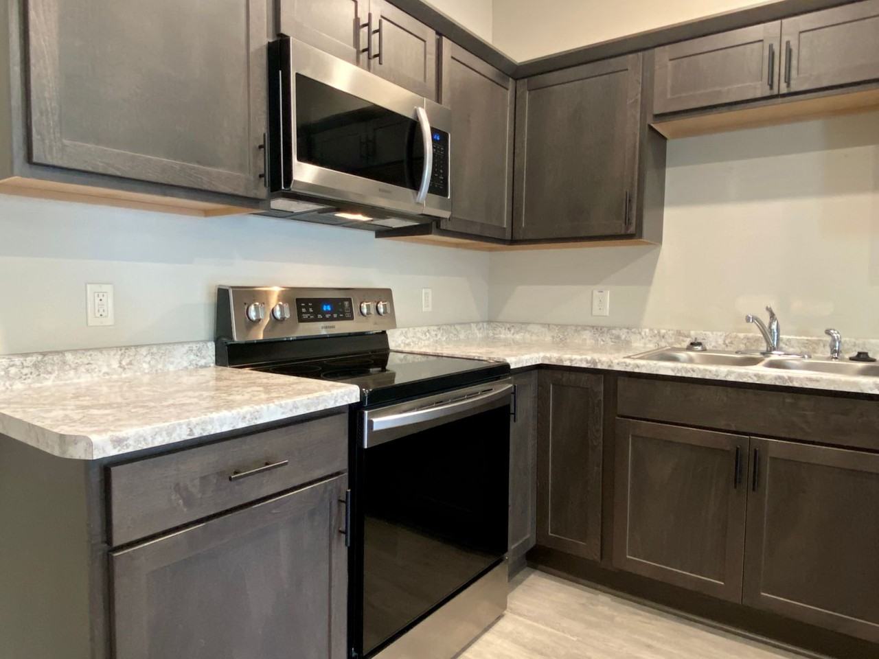 Galloway Homes 12 Plex - Photo 6 of 17