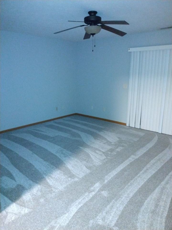 Make your new home at Deerfield Crossing Apartments! - Photo 3 of 10