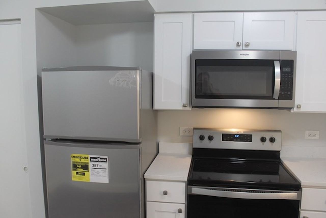 352 - *Sharff Apartments* - Photo 5 of 17