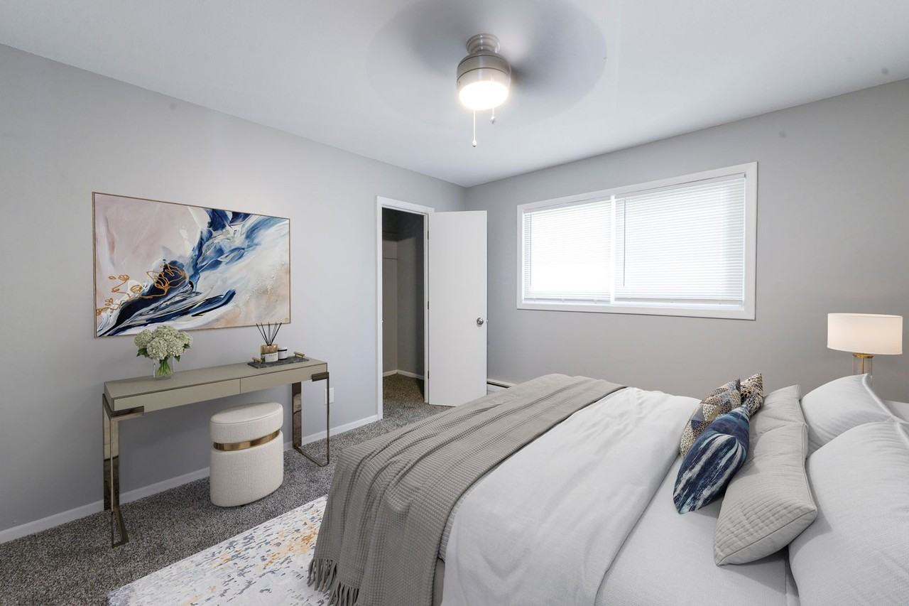 3018 30th Ave South - Photo 5 of 19