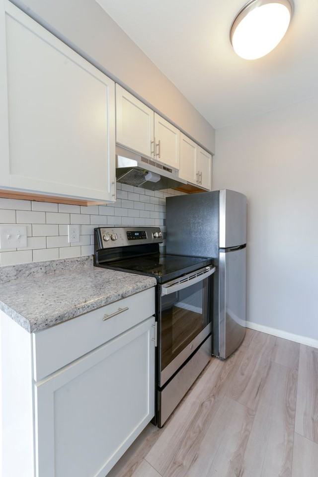 3018 30th Ave South - Photo 6 of 19