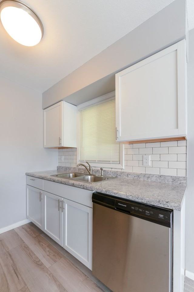 3018 30th Ave South - Photo 7 of 19