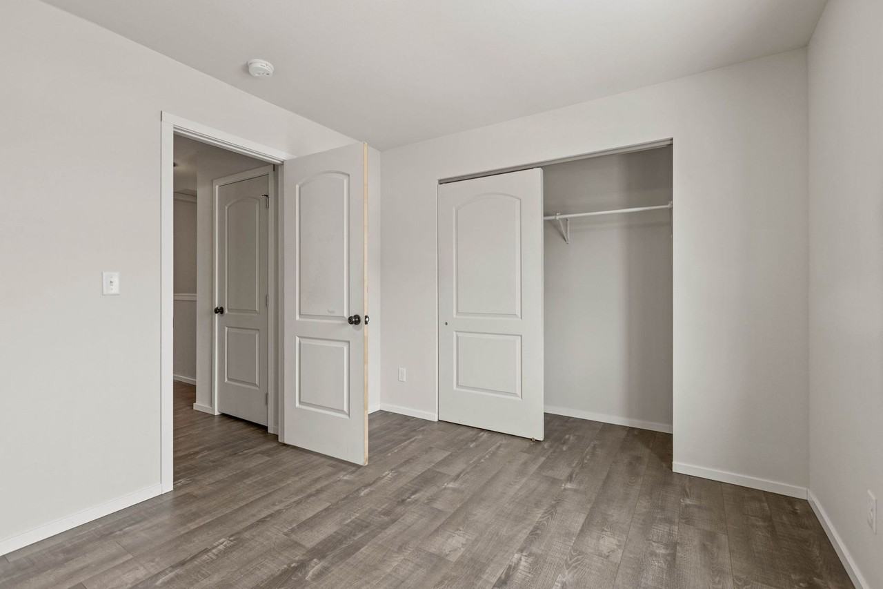 Lyons Townhomes - Photo 7 of 28