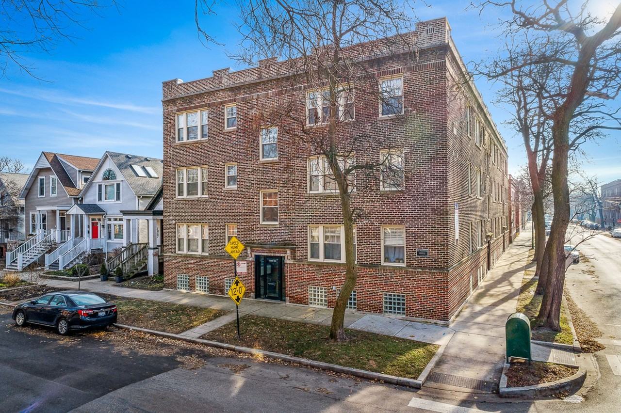 1849-51 W. Cornelia / 3449-55 N. Wolcott - Photo 3 of 7