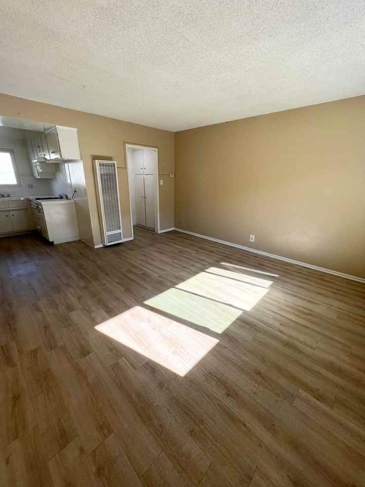 PRAIRIE - Photo 3 of 9